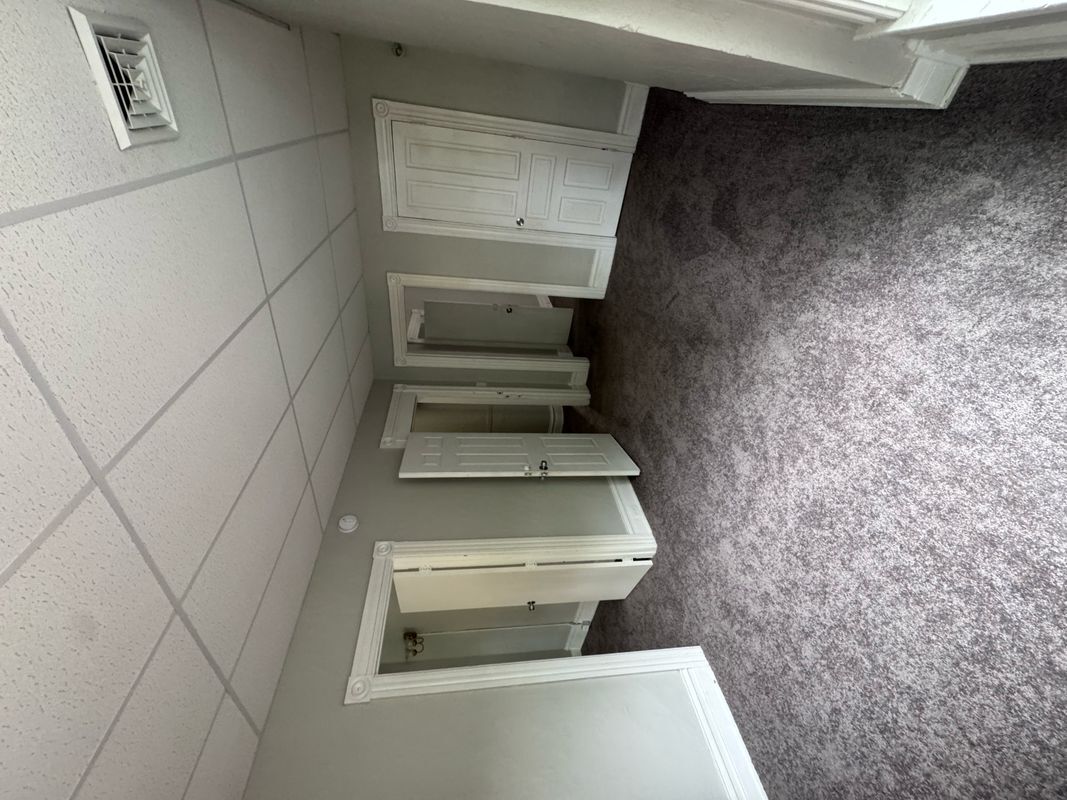 Building Photo - 241 N 4th St