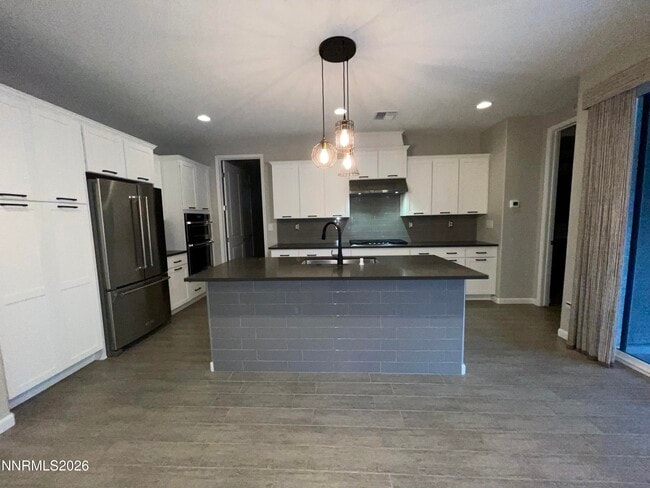 Building Photo - 2190 Arpagos Ln