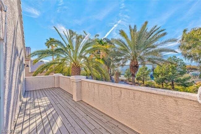 Building Photo - 2175 Fountain Springs Dr
