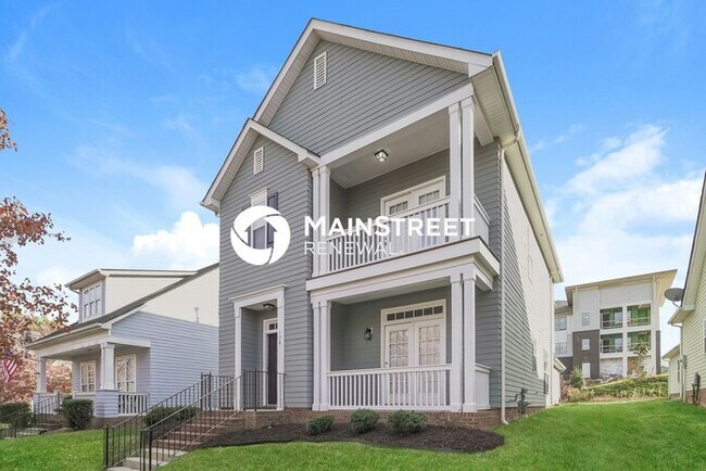 Building Photo - 3 Bedroom Pet-Friendly Home in MOORESVILLE, NC with Main Street Renewal