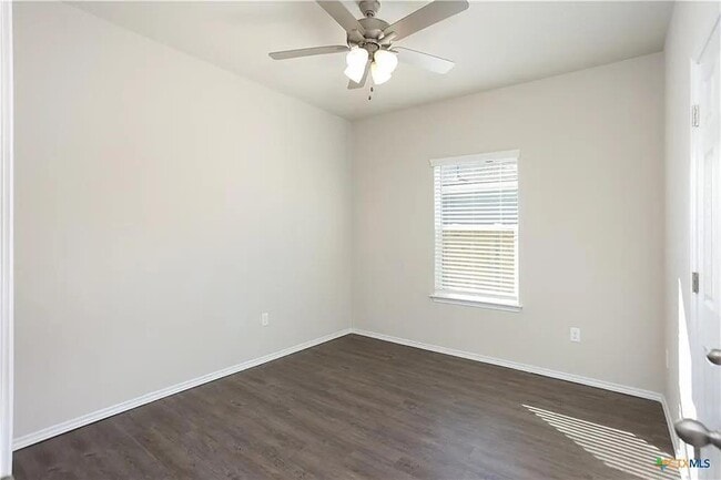 Building Photo - 3430 Scott Cir