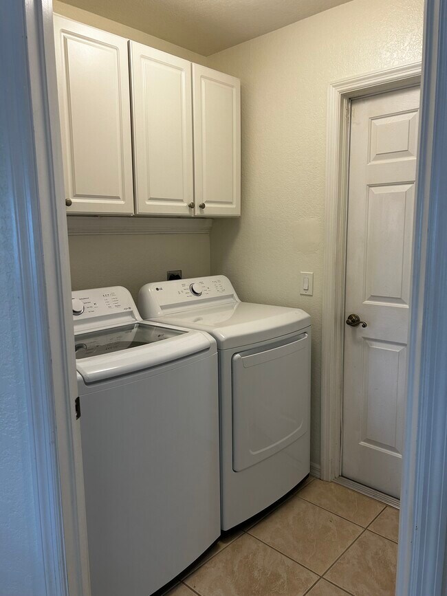 Building Photo - 343 Boundary Blvd