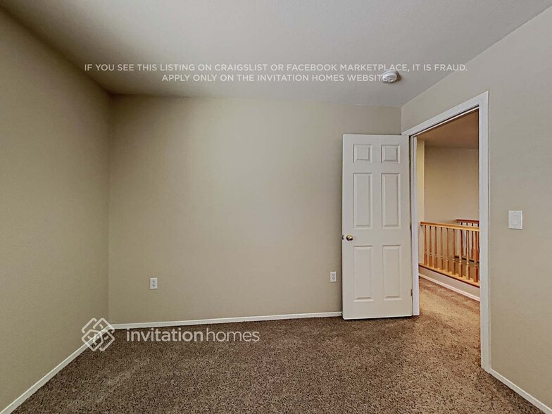 Building Photo - 10928 Salernes St