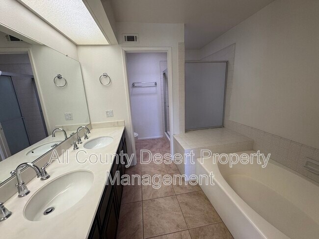 Building Photo - 72795 Fleetwood Cir