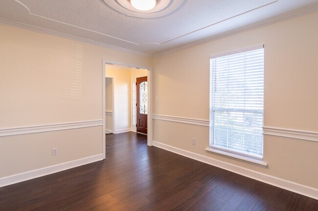 Building Photo - 1051 Waltons Ct