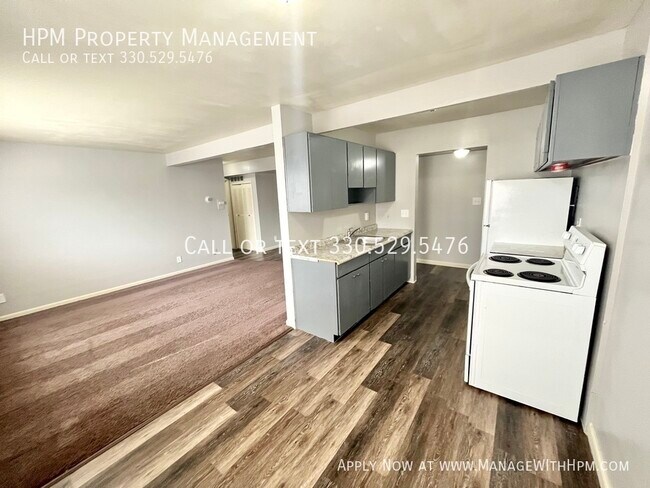 Building Photo - 16210 Maple Heights Blvd