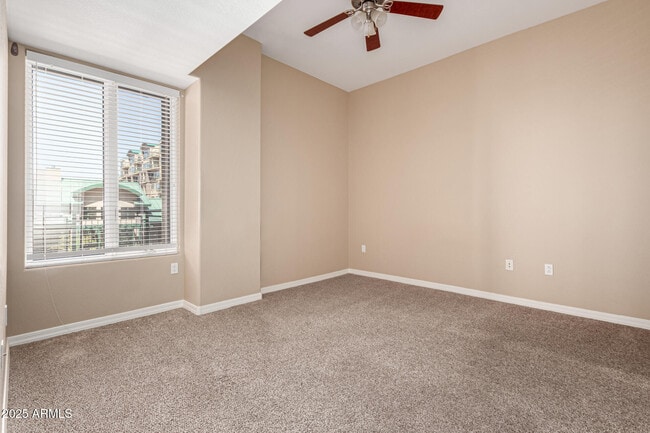 Building Photo - 2302 N Central Ave