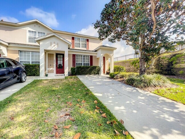 Building Photo - 2421 Silver Palm Dr