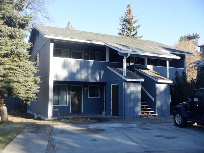 Primary Photo - 1 Bed/1 Bath Apartment Across Millers Land...