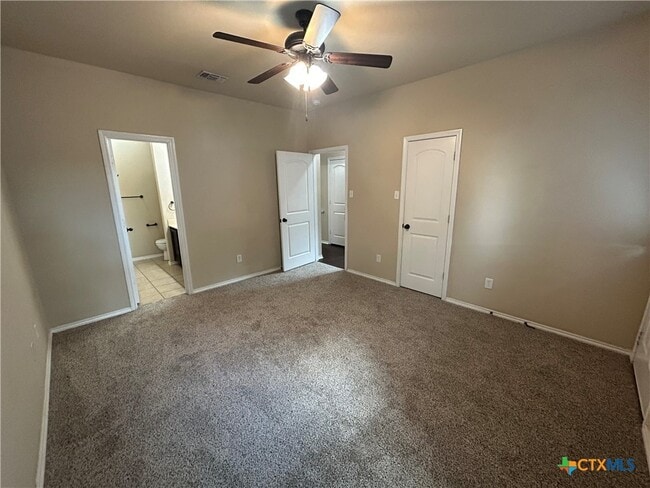 Building Photo - 298 Rosalie Dr