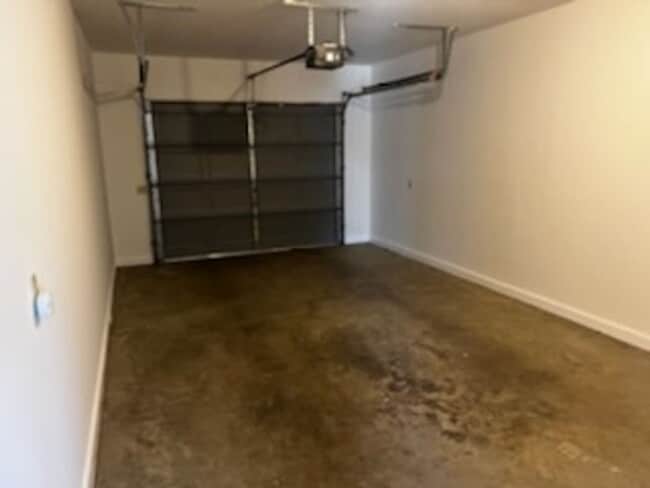 Building Photo - 203-MF2-E