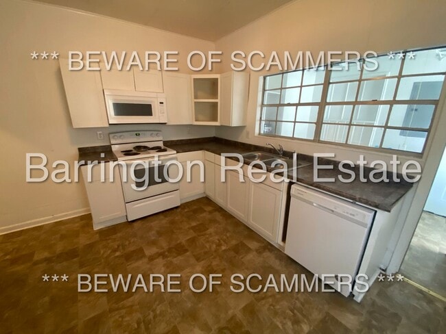 Building Photo - Birmingham/Woodlawn