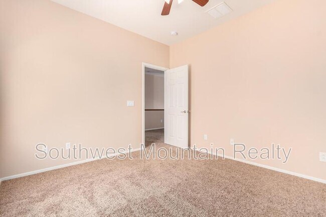 Building Photo - 41261 W Laramie Rd