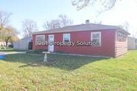 Building Photo - 3206 Kenwood St