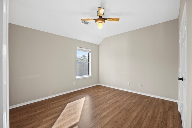 Building Photo - 11118 Sprucedale Ct