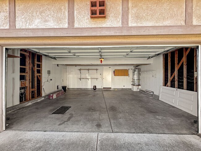 Building Photo - Bright & Spacious 4B/3BA Scripps Ranch Home - New AC, Hardwood Floors, Backyard!