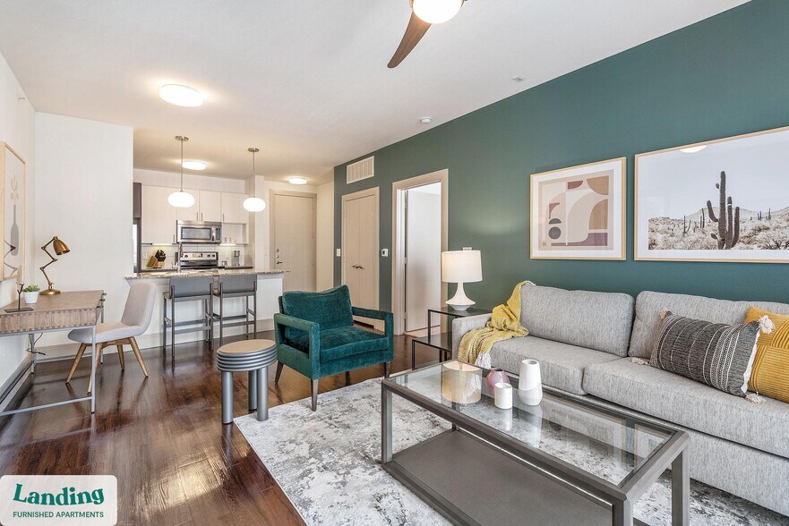 Building Photo - 901 Lakeside Cir