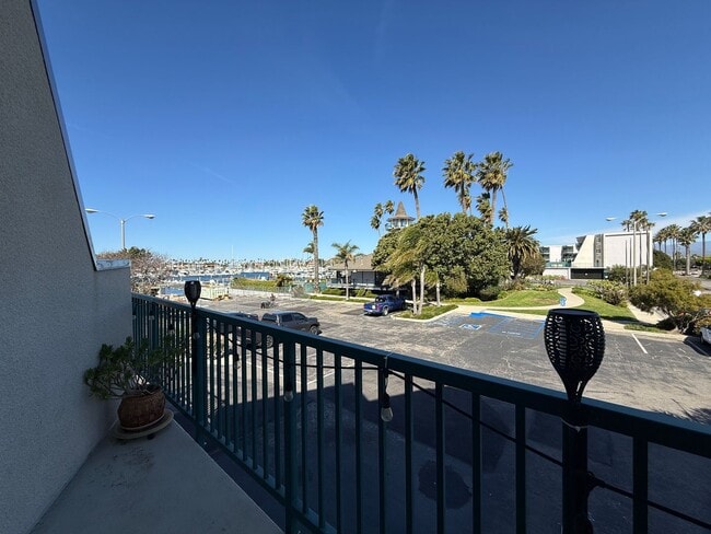 Building Photo - Resort Living year-round! Channel Island Marina Views