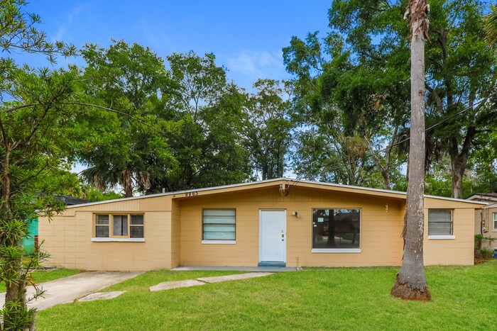 Primary Photo - 8863 Yeoman Dr
