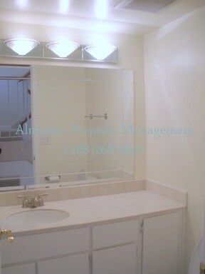 Building Photo - Almaden Valley Home near Los Alamitos Cree...