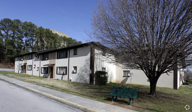 Building Photo - Golden Gateway Apartments