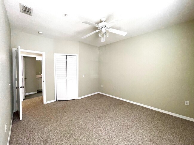 Building Photo - 1275 Lake Shadow Cir