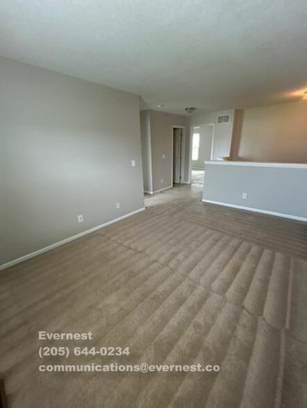 Building Photo - 1208 Green Dr