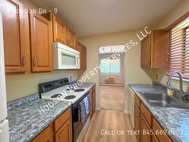 Building Photo - 5 Loudon Dr