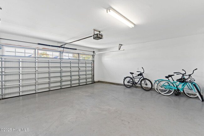 Building Photo - 1274 Neptuno Ct