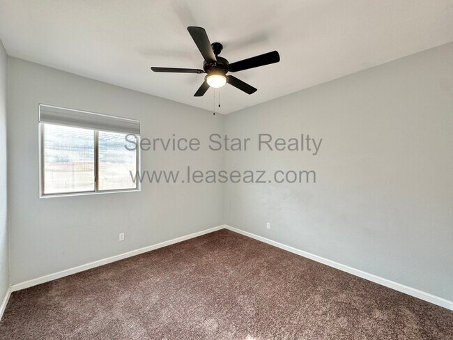 Building Photo - 13536 W Canyon Creek Dr