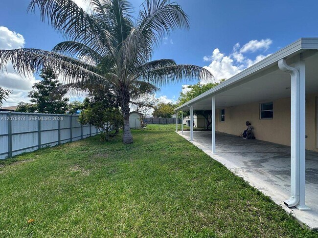 Building Photo - 14152 SW 288th Terrace