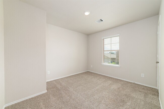 Building Photo - 23702 Harrow Fld Ln