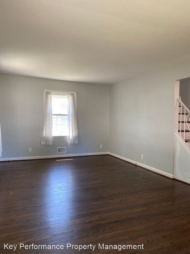 Building Photo - 3 br, 1 bath House - 35 Aragon Ave