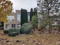 Building Photo - Large Beautiful Home on the Westside of Reno