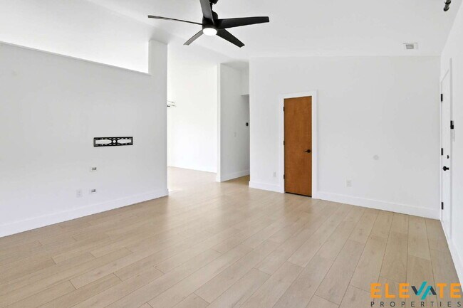 Building Photo - Beautiful Like-New 3 Bedroom Home with Huge Fenced Yard, Greenhouse & Storage