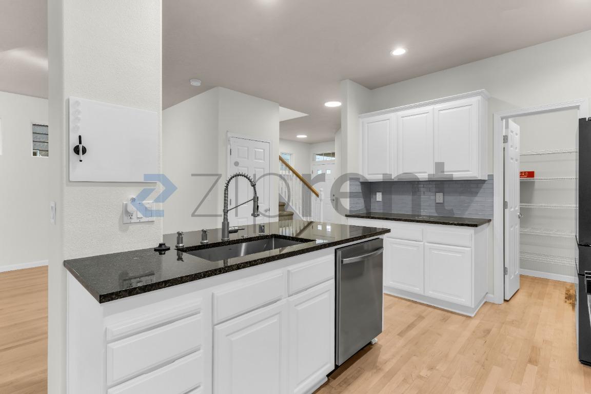 Building Photo - 3785 Wild Rose Loop