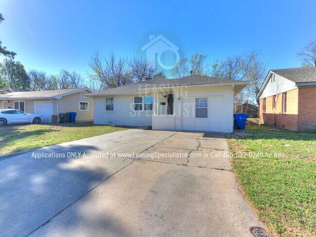 Building Photo - Charming Mid Norman 3 Bed 2 Bath Home!