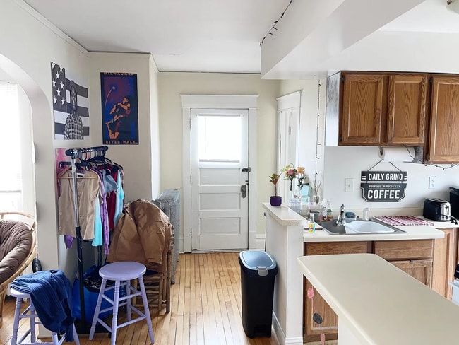 Building Photo - Kenwood Castle