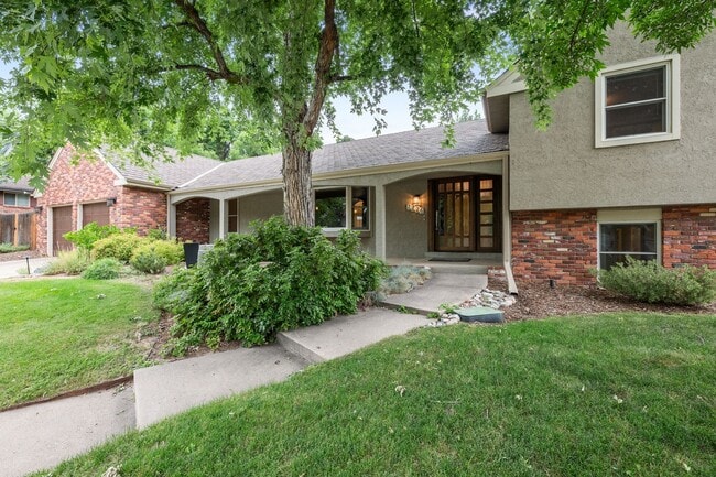 Primary Photo - 2226 S Beeler Way