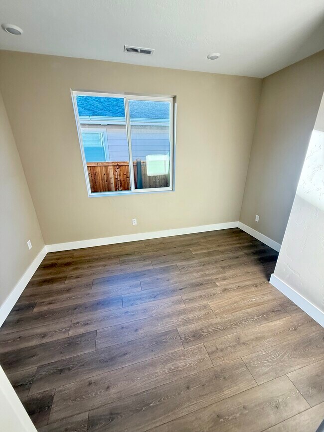 Building Photo - 12059 W Anthos Ln