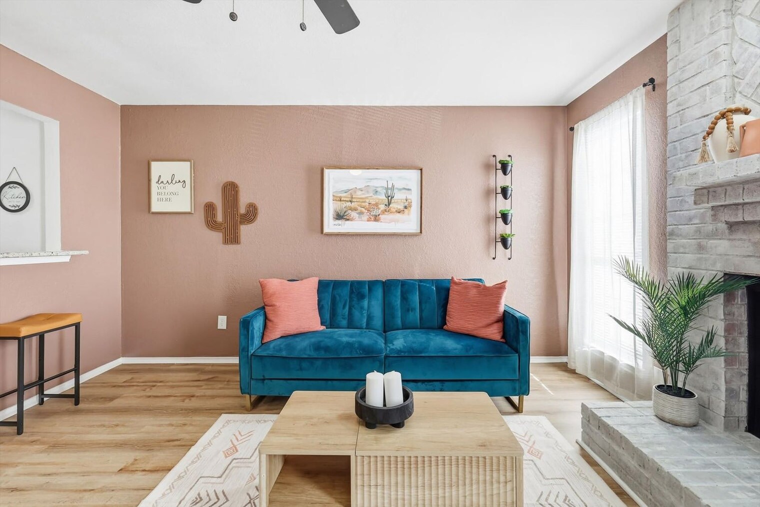 Building Photo - 2160 E Arkansas Ln