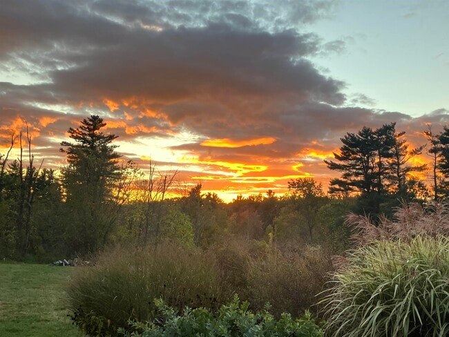 Building Photo - 26 N Main St