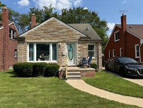 Building Photo - 16604 Winthrop St