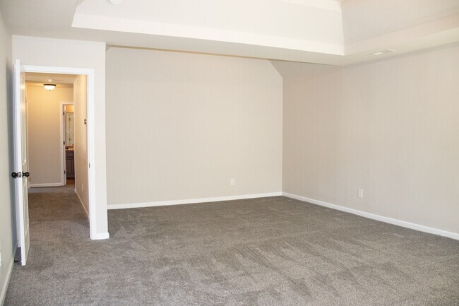 Building Photo - 1266 Coachman Way