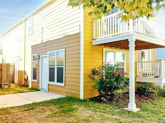 Building Photo - 112 Rush Haven