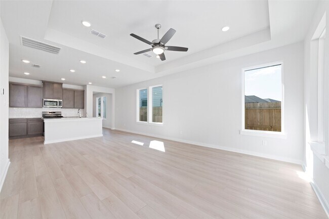 Building Photo - 21614 White Bellflower Ln
