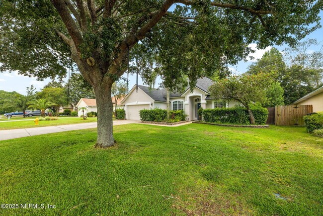 Building Photo - 721 Hazelmoor Ln