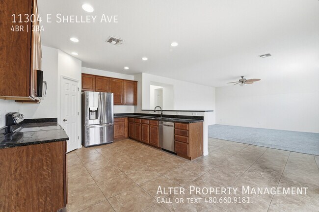 Building Photo - 11304 E Shelley Ave