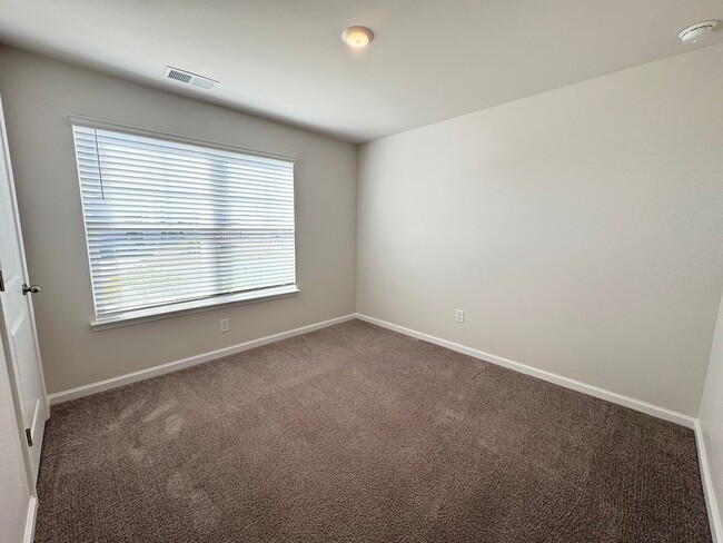 Building Photo - Conway - 4 Bedroom / 2 Bathroom House