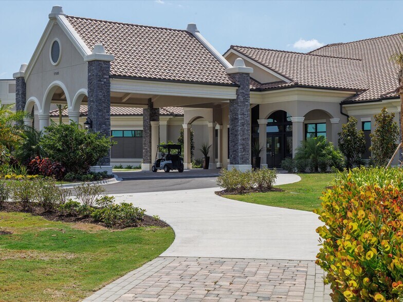 Building Photo - 5558 Palmer Cir